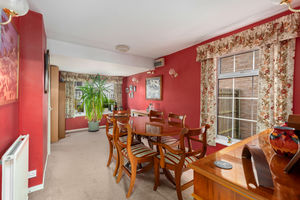 Cherrys Close Bloxham